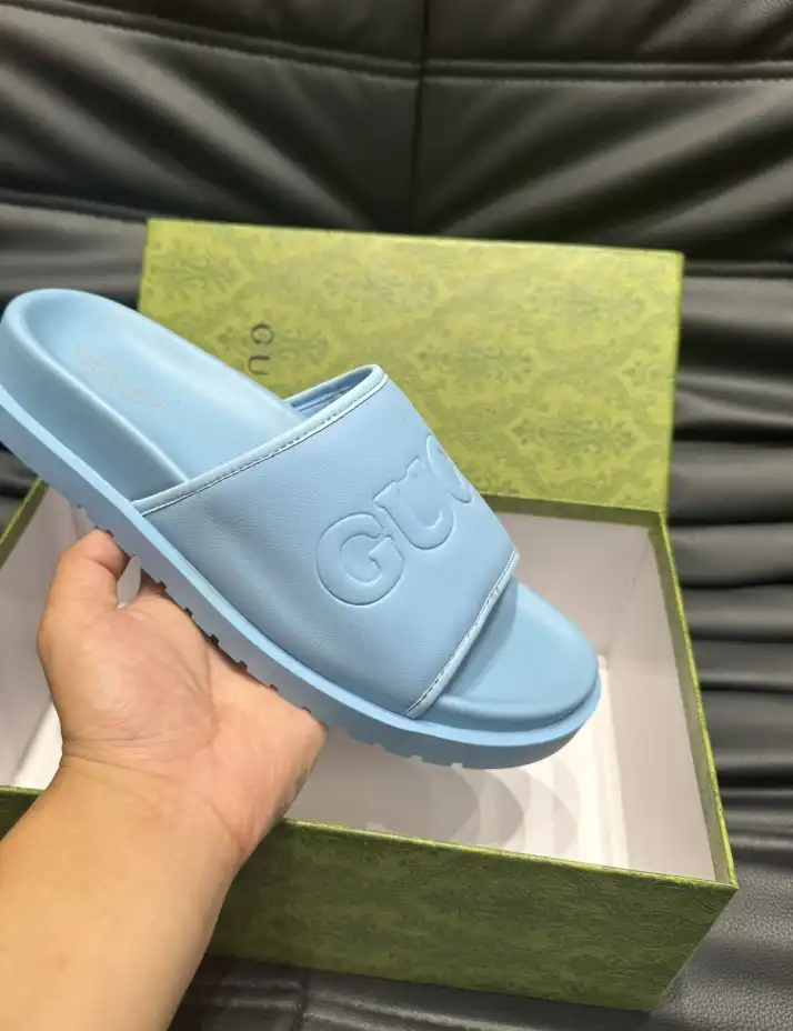 hype Gucci Slippers