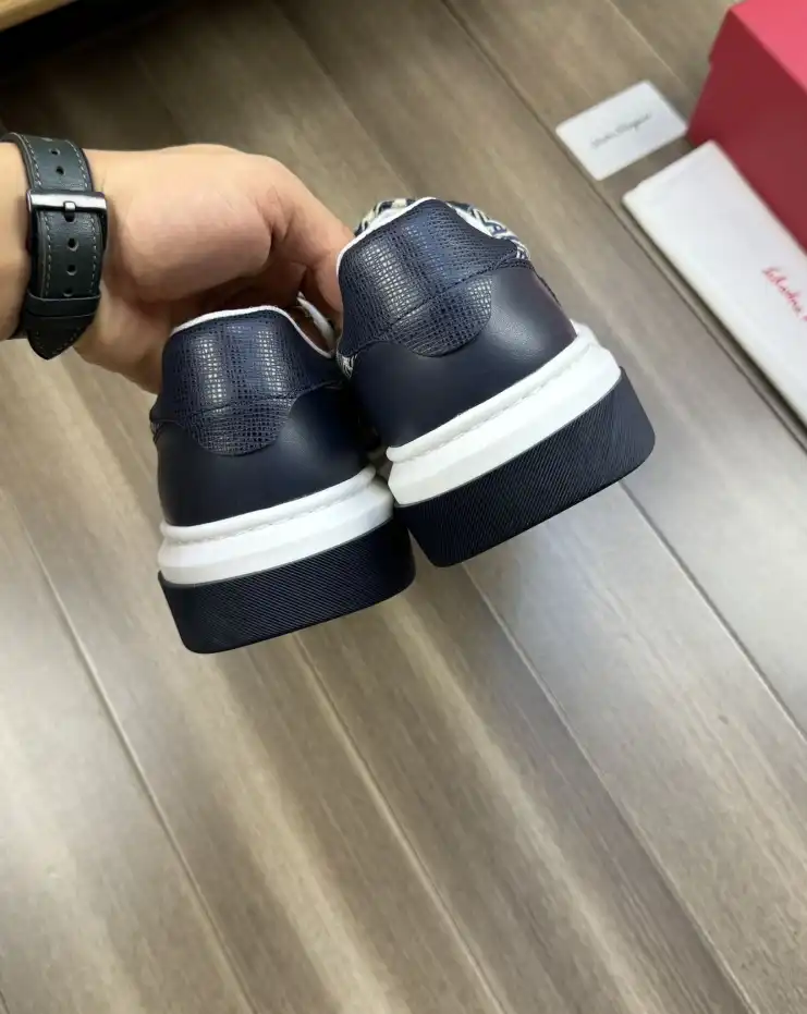 hype Ferragamo Sneakers