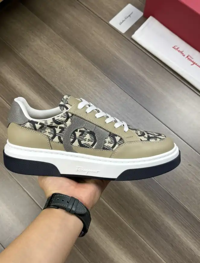 hype Ferragamo Sneakers