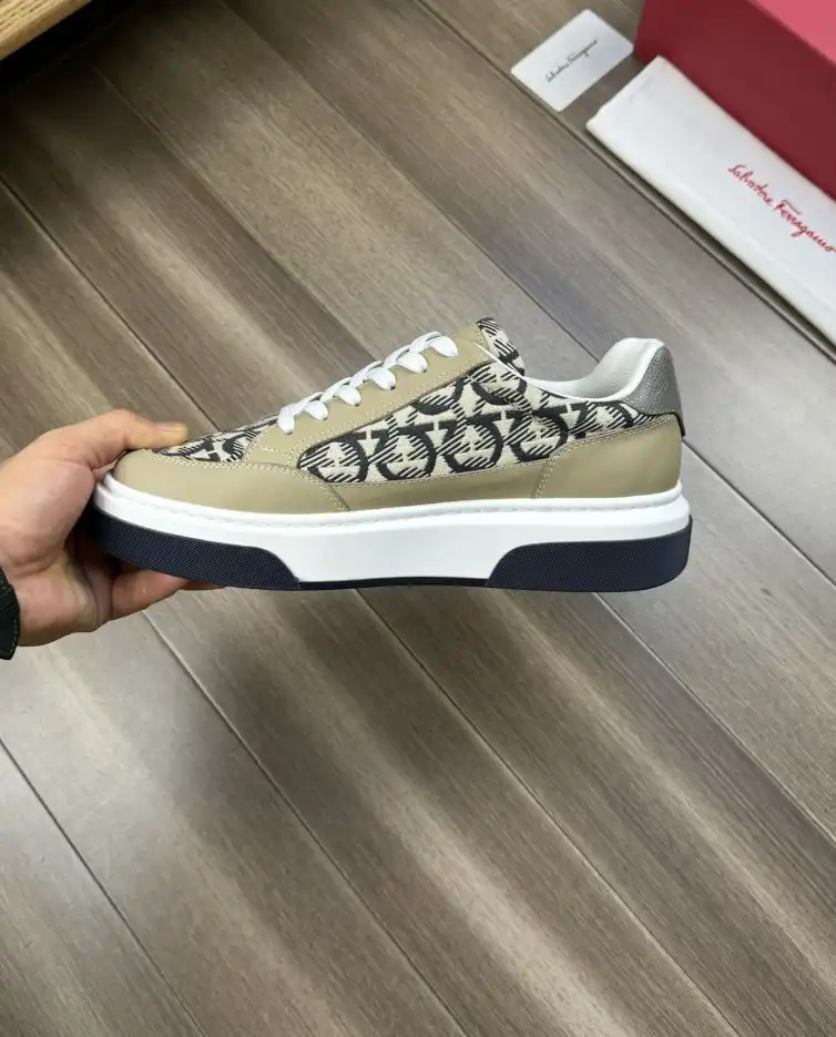 hype Ferragamo Sneakers