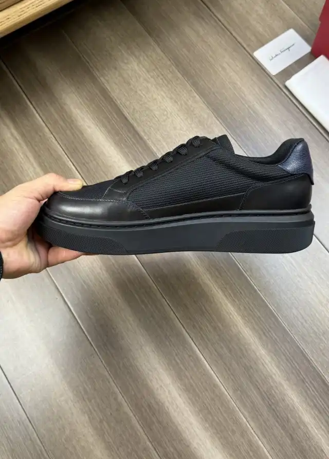 hype Ferragamo Sneakers