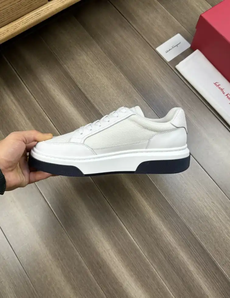 hype Ferragamo Sneakers