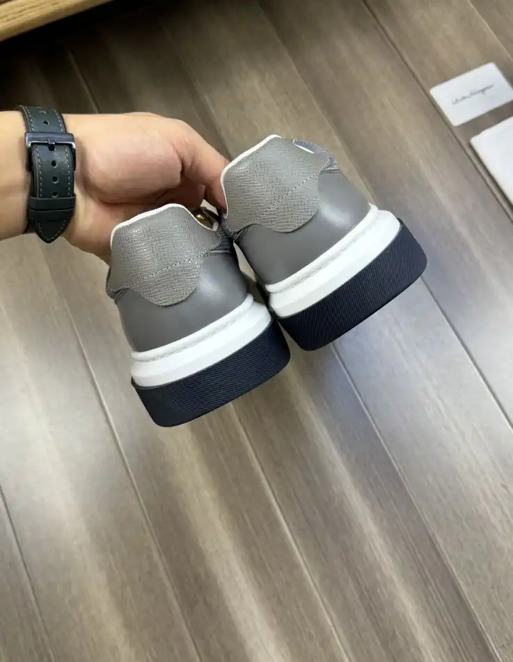 hype Ferragamo Sneakers