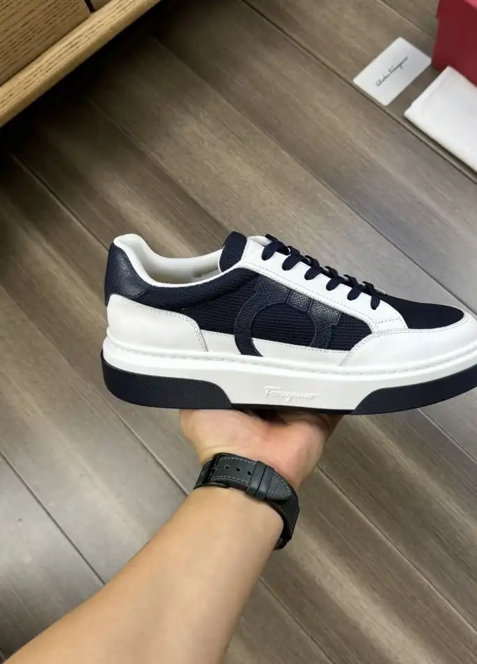 hype Ferragamo Sneakers