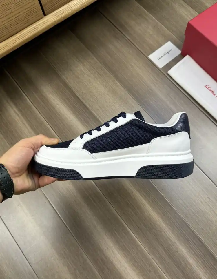 hype Ferragamo Sneakers