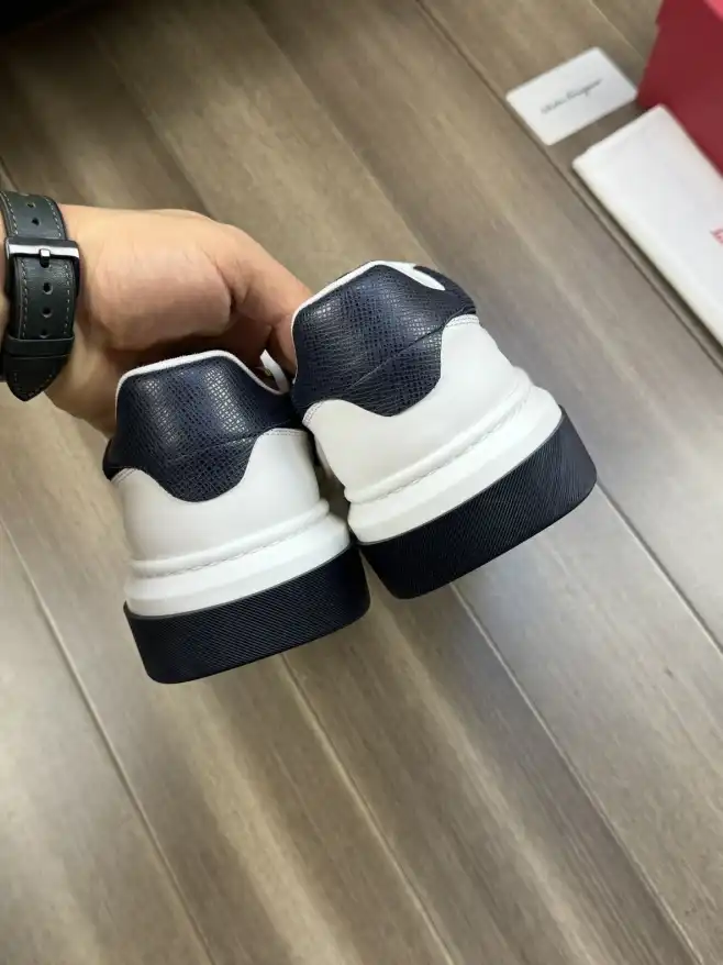 hype Ferragamo Sneakers