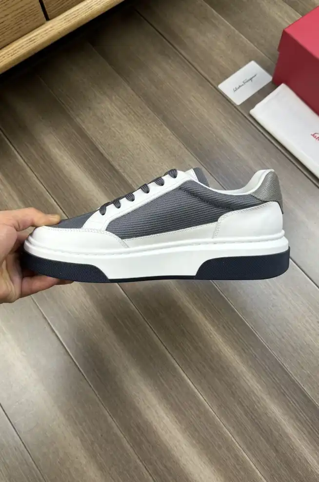 hype Ferragamo Sneakers