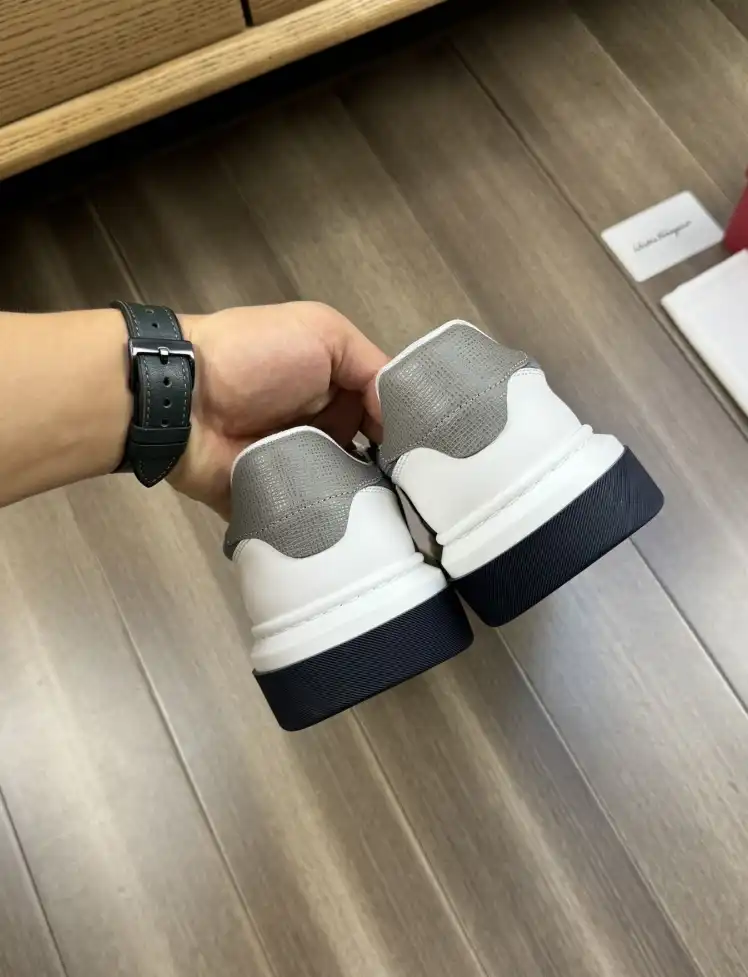 hype Ferragamo Sneakers