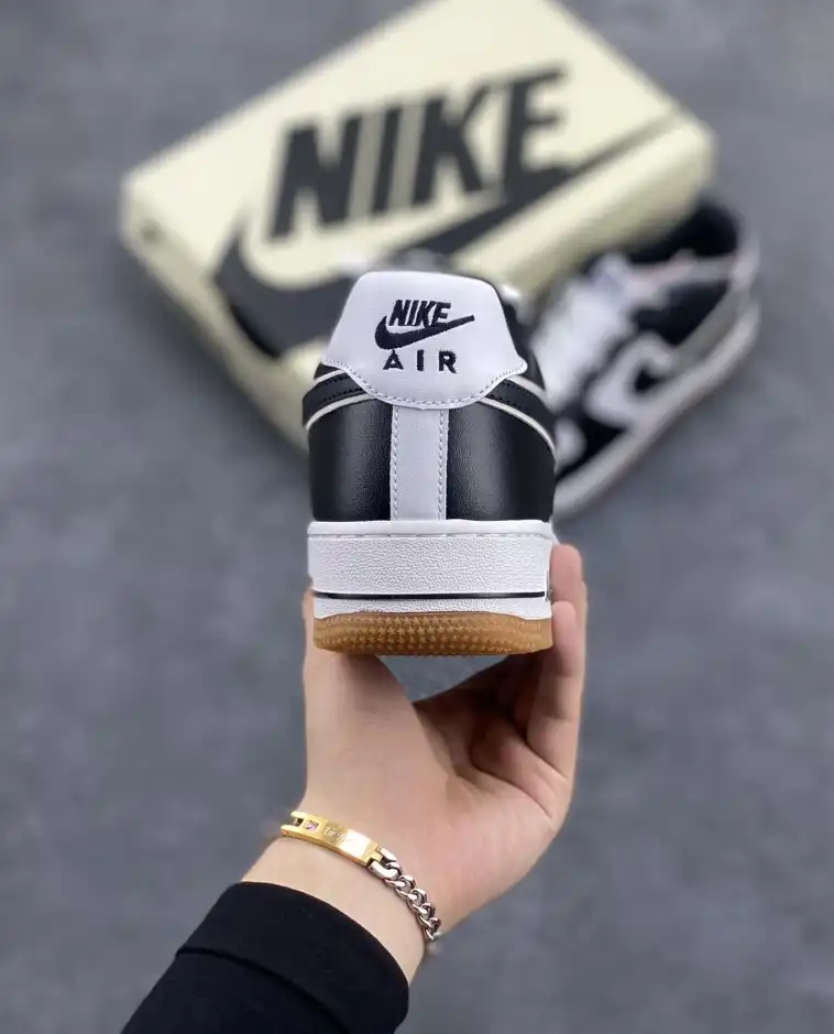 hype Nike Sneakers