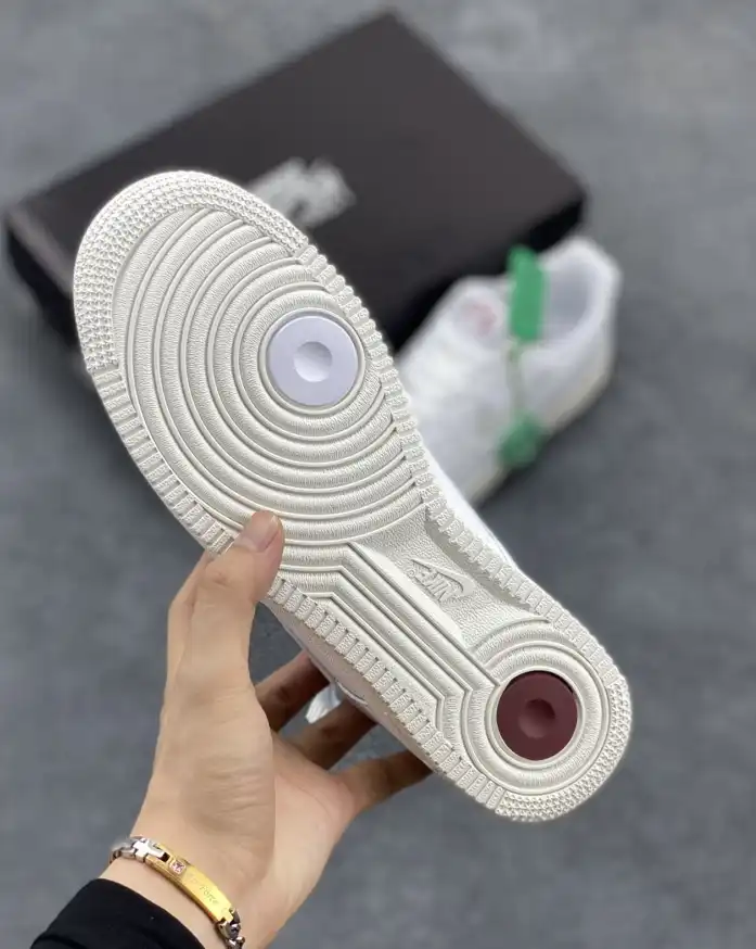 hype Nike Sneakers