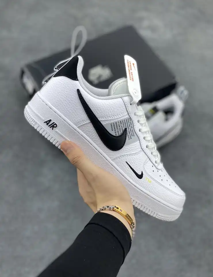 hype Nike Sneakers