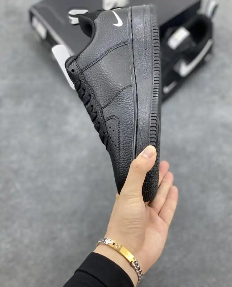 hype Nike Sneakers