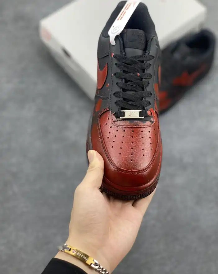 hype Nike Sneakers