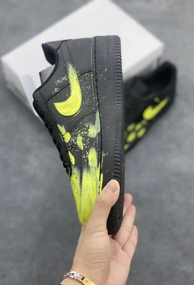 hype Nike Sneakers