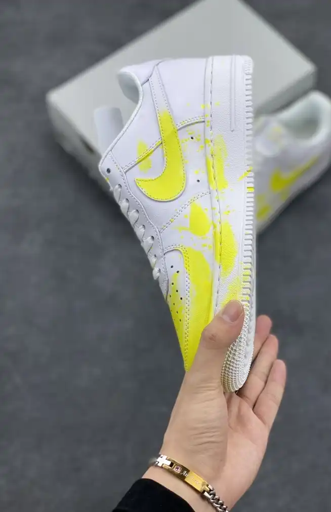 hype Nike Sneakers