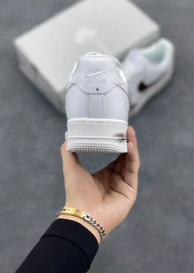 hype Nike Sneakers