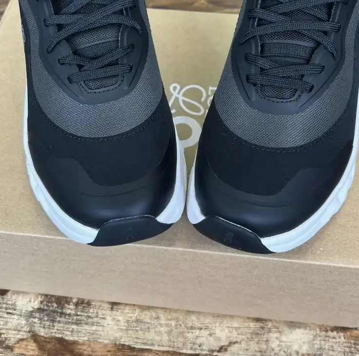 hype Loewe Sneakers