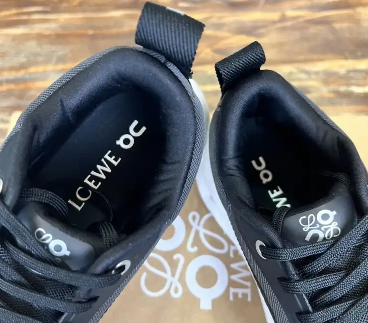 hype Loewe Sneakers