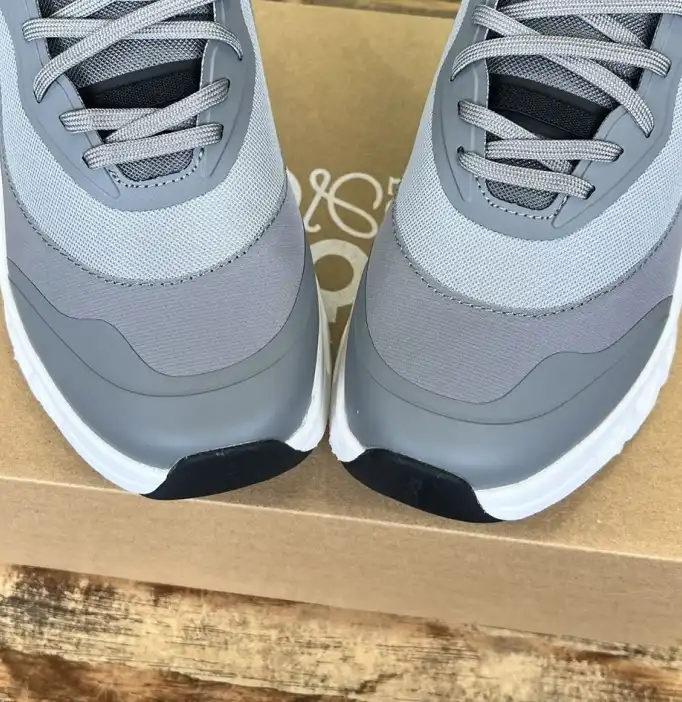 hype Loewe Sneakers