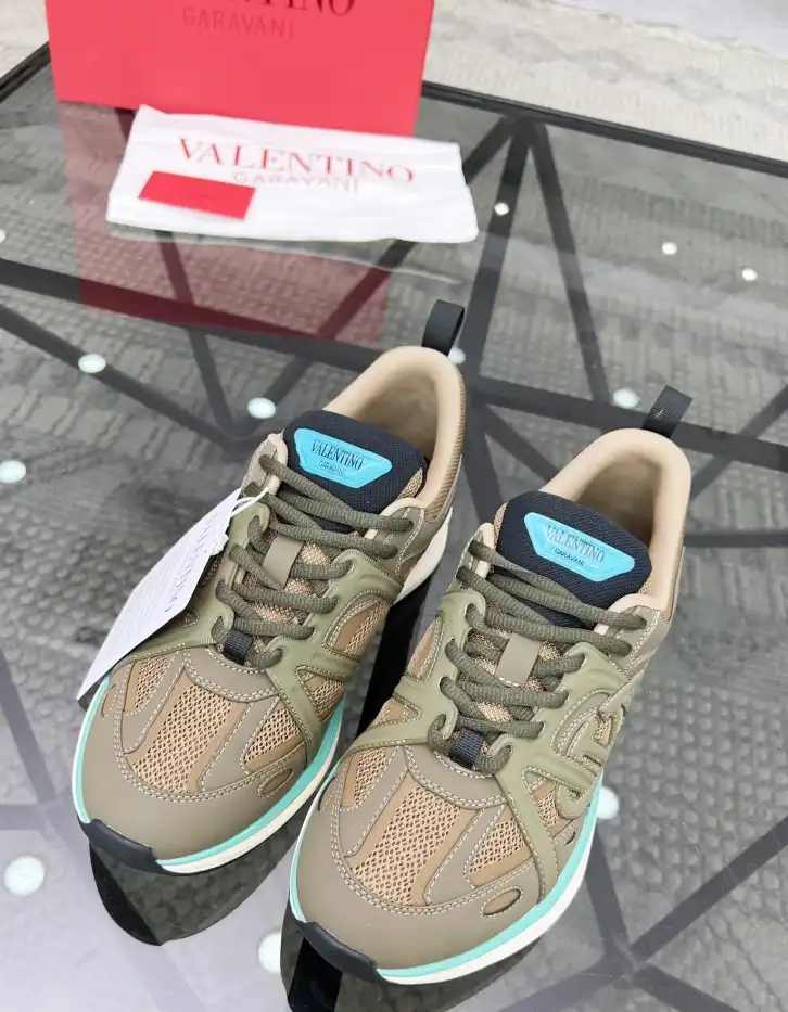 hype Valentino Casual Shoes