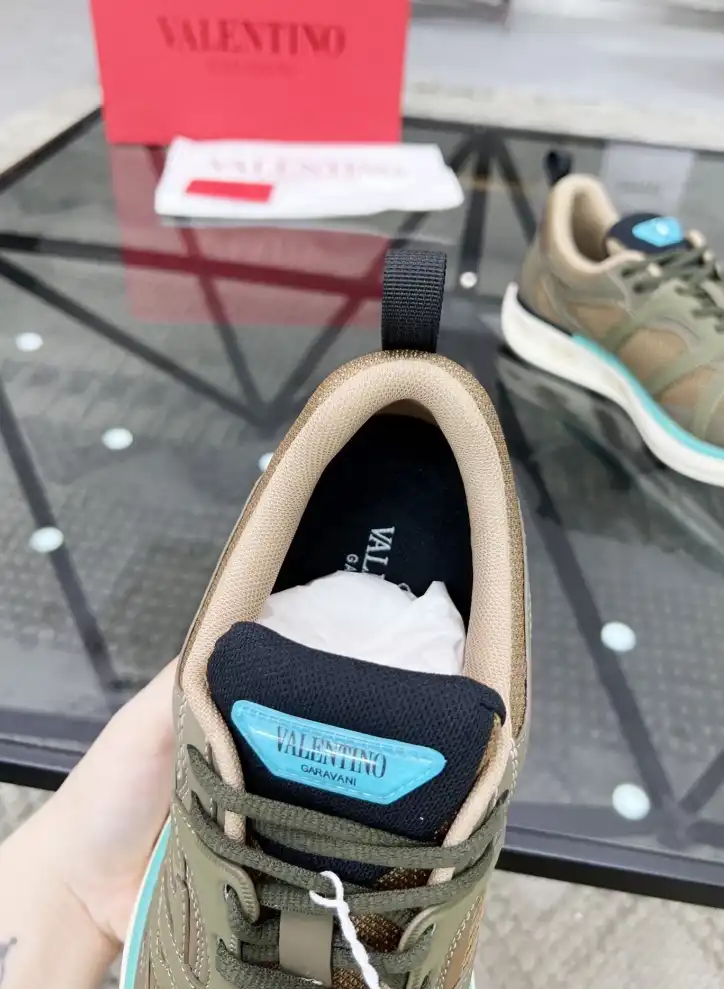 hype Valentino Casual Shoes