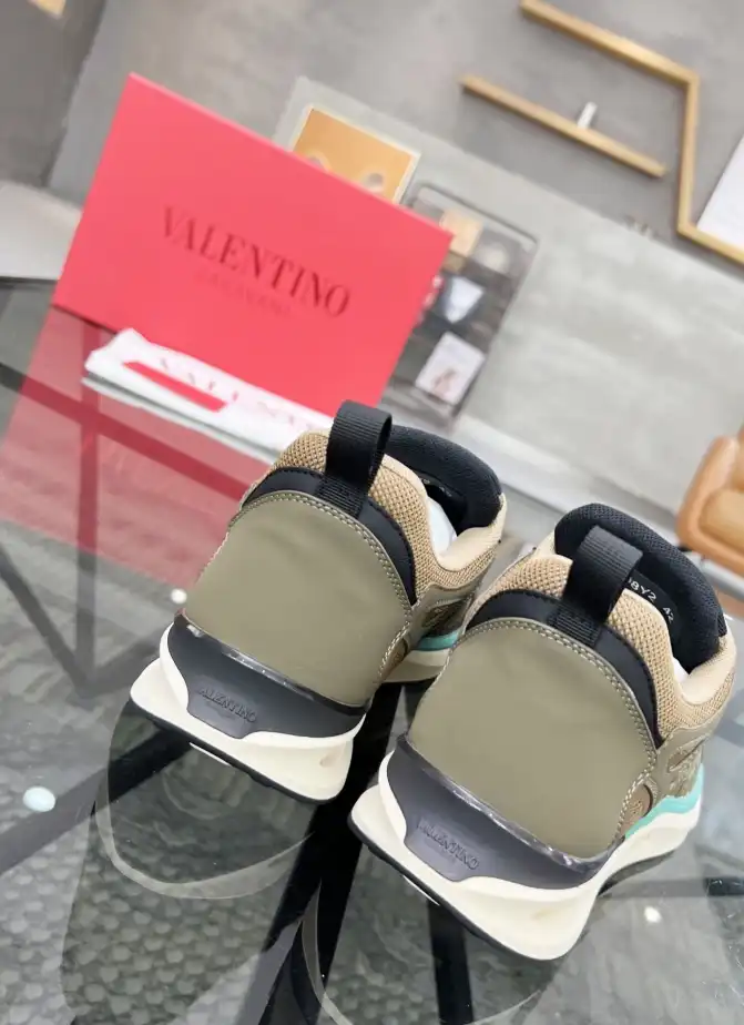 hype Valentino Casual Shoes