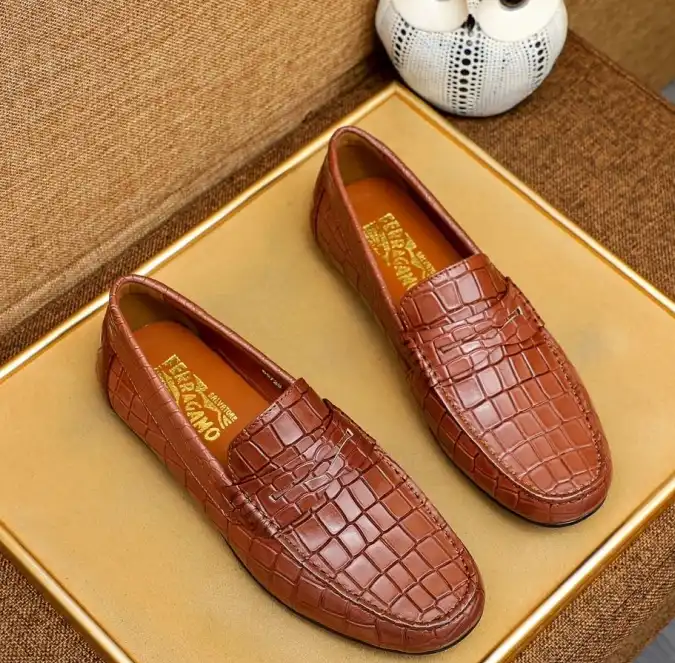 hype Ferragamo Leather Shoes