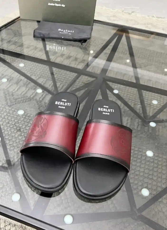 hype Bally Slippers