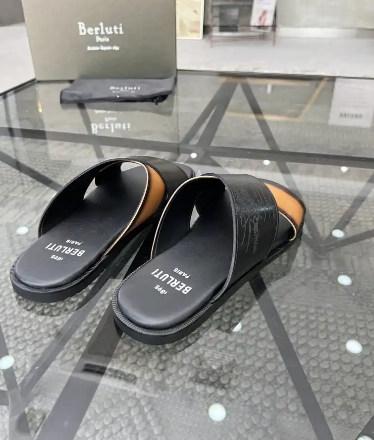 hype Bally Slippers