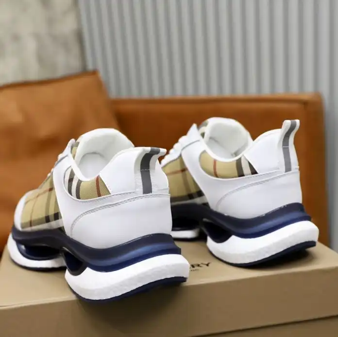 hype Burberry Sneakers