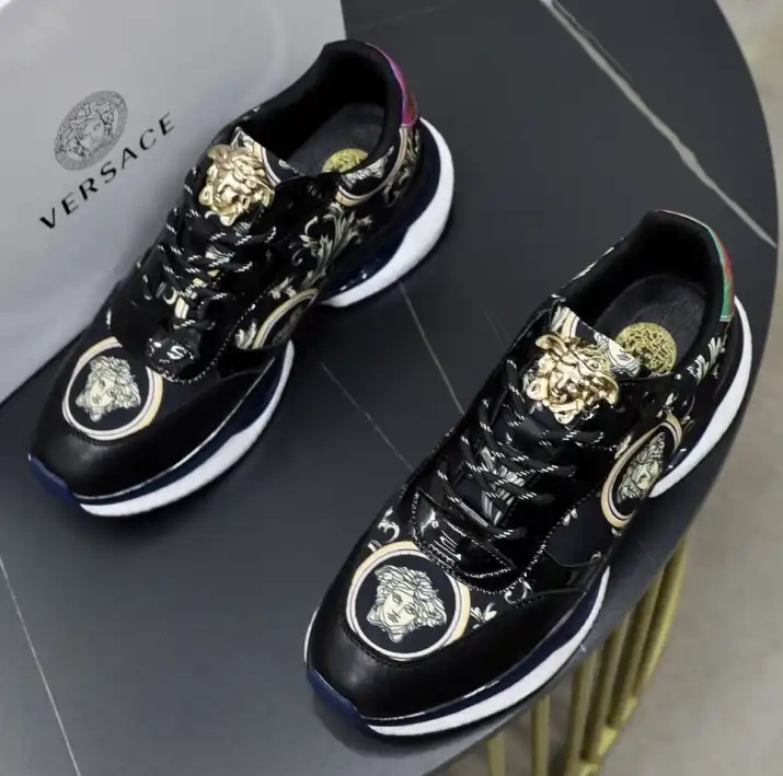 hype Givenchy Sneakers