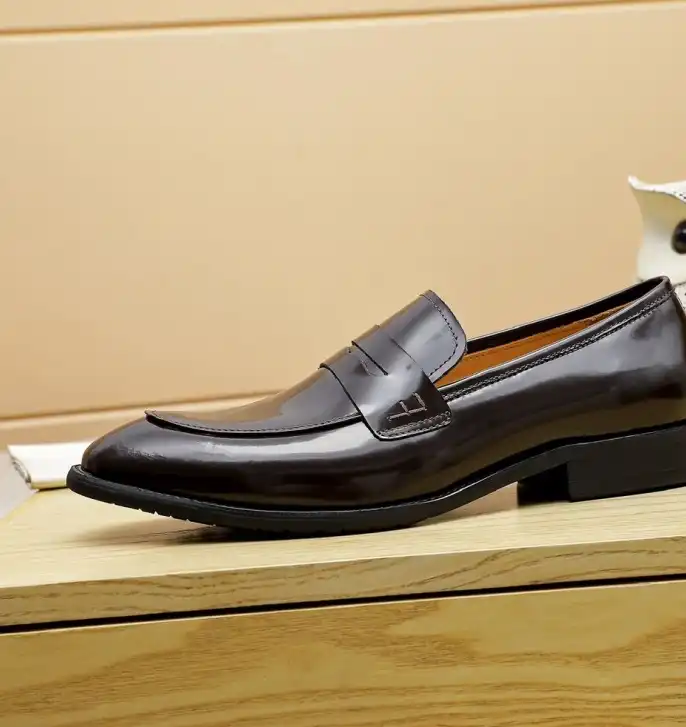 hype Ferragamo Leather Shoes