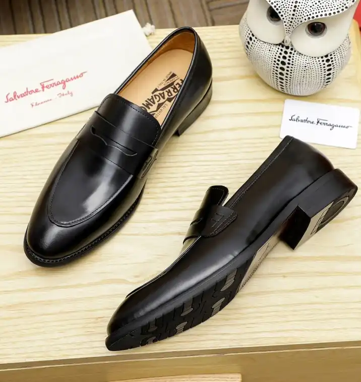 hype Ferragamo Leather Shoes