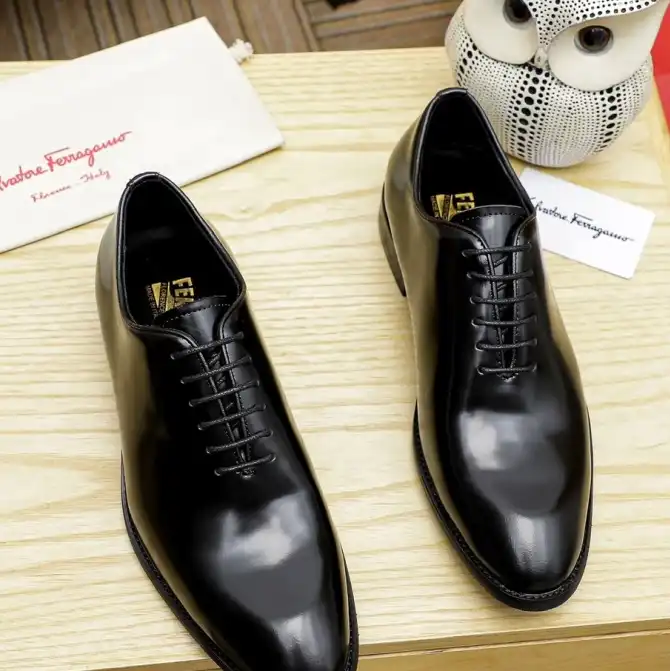 hype Ferragamo Leather Shoes