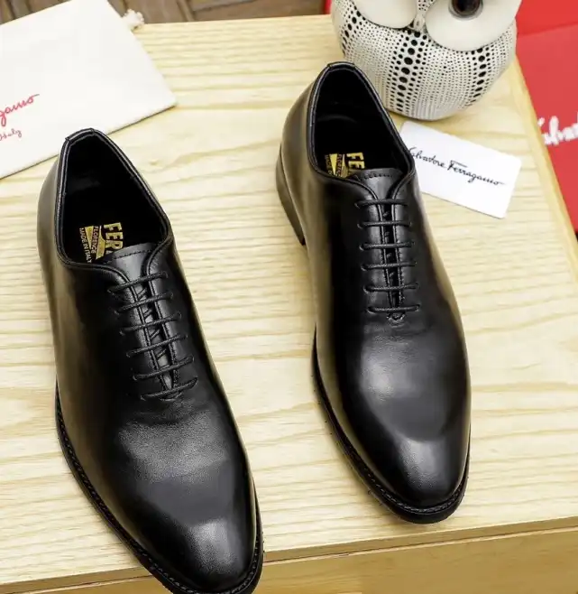 hype Ferragamo Leather Shoes