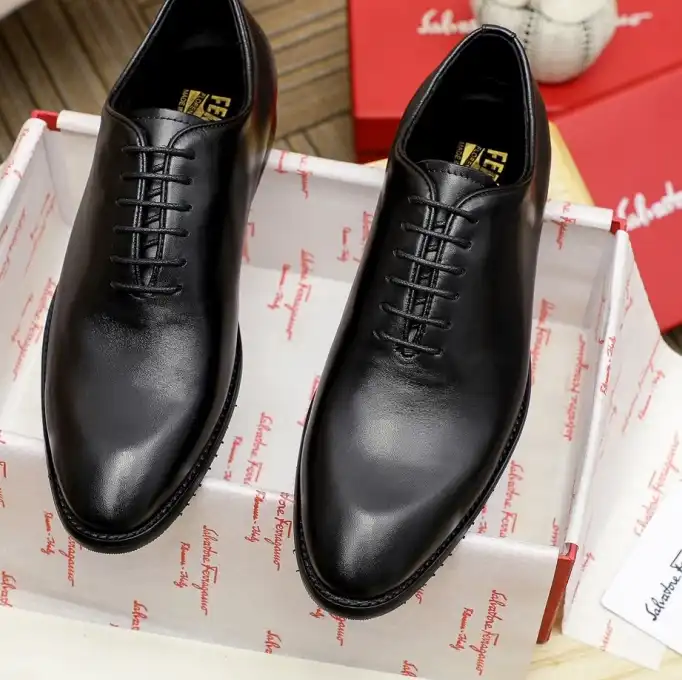 hype Ferragamo Leather Shoes