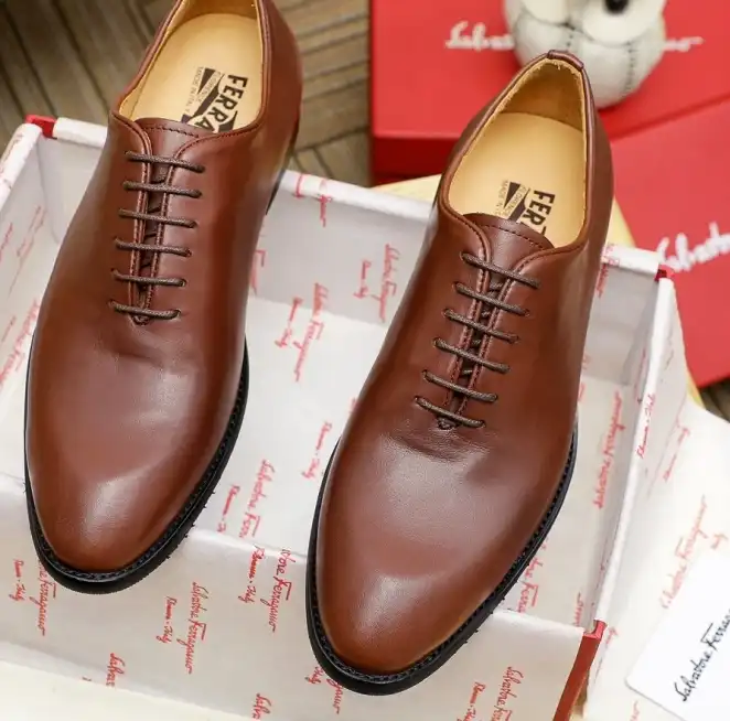 hype Ferragamo Leather Shoes