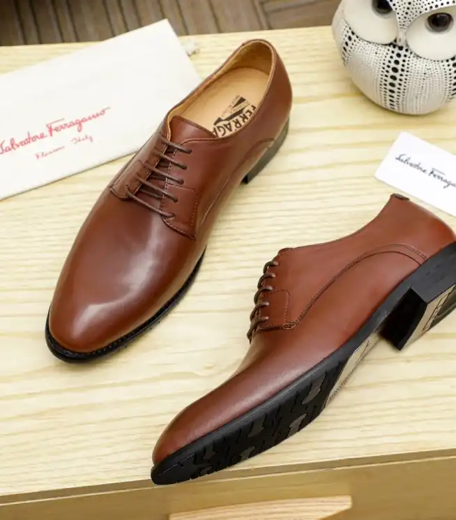 hype Ferragamo Leather Shoes