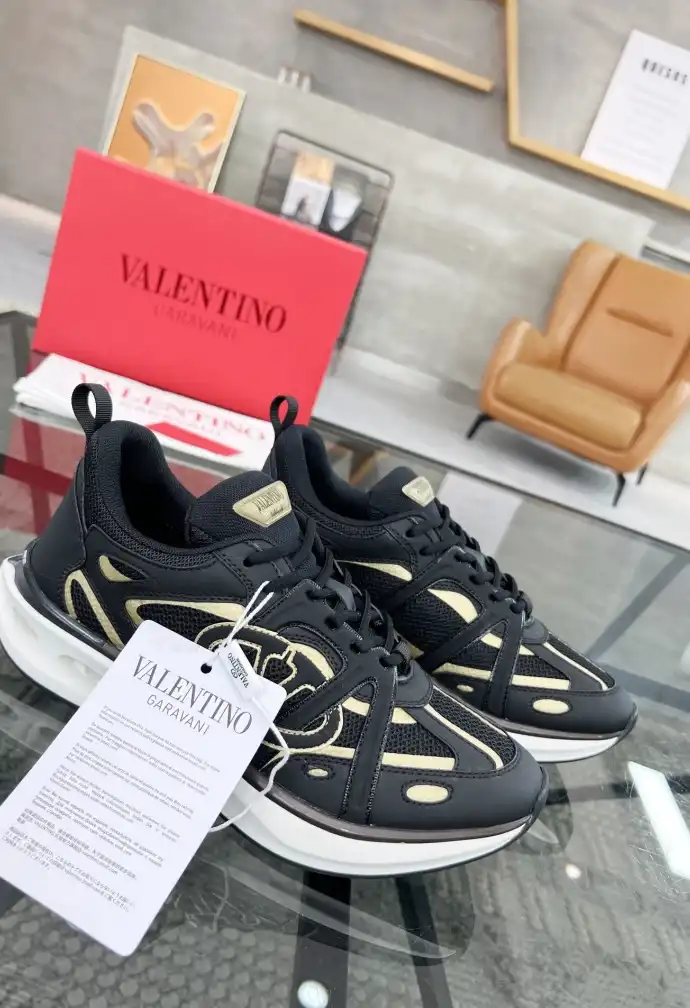 hype Valentino Casual Shoes