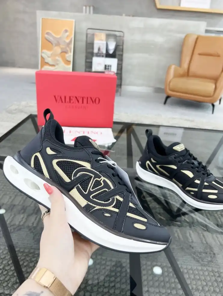 hype Valentino Casual Shoes