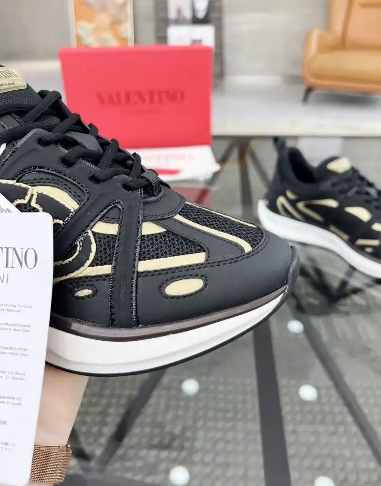 hype Valentino Casual Shoes