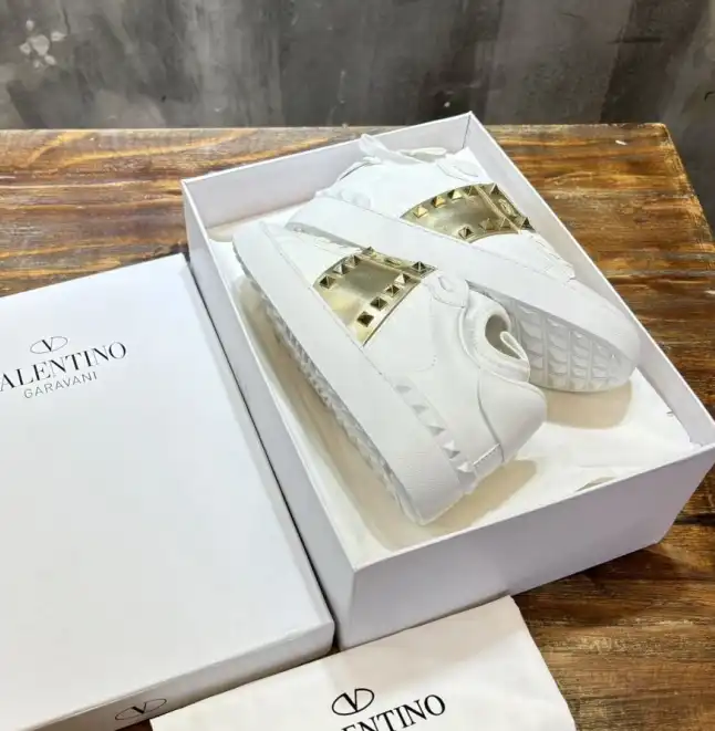 hype Valentino Casual Shoes