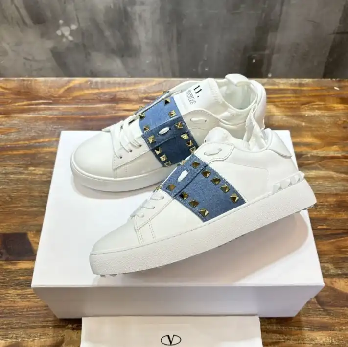 hype Valentino Casual Shoes