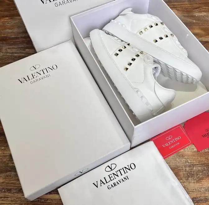 hype Valentino Casual Shoes