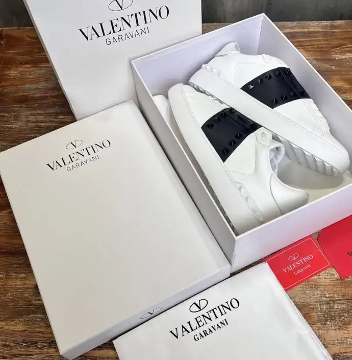 hype Valentino Casual Shoes