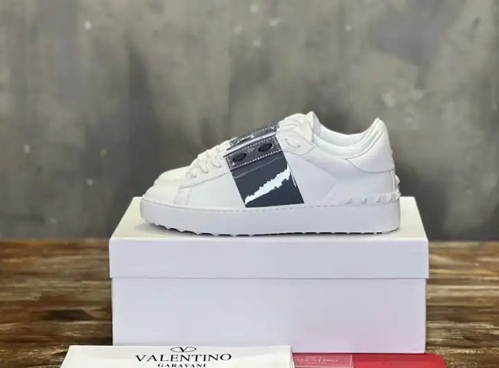 hype Valentino Casual Shoes