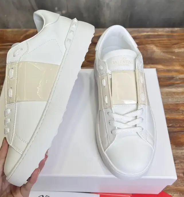 hype Valentino Casual Shoes