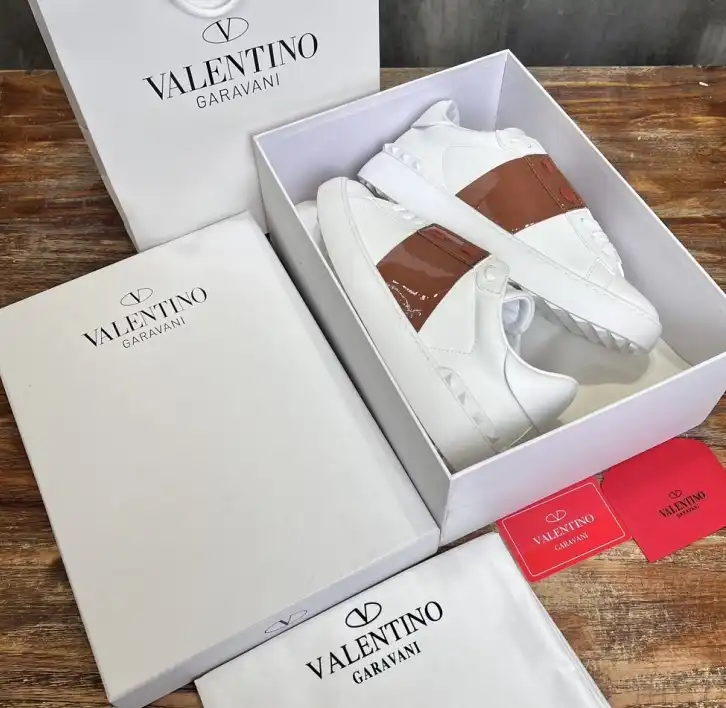 hype Valentino Casual Shoes