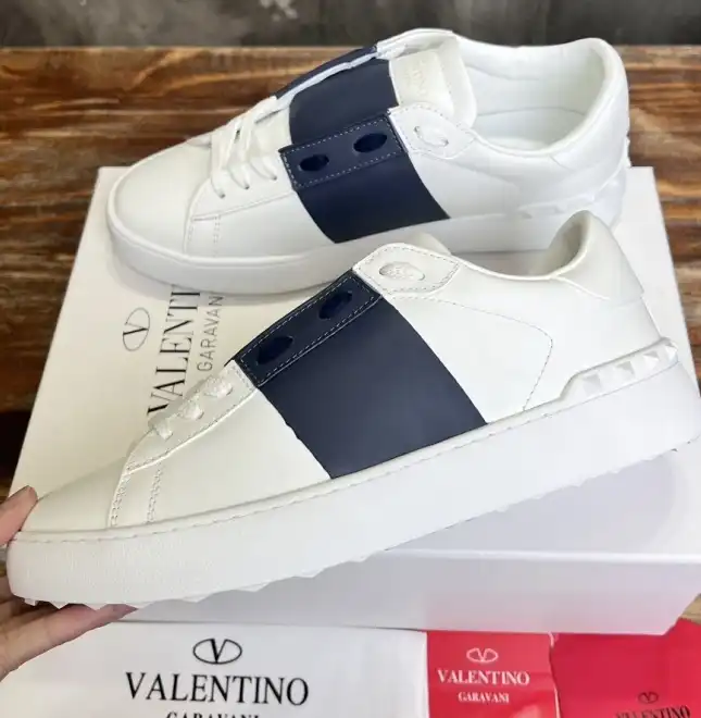 hype Valentino Casual Shoes