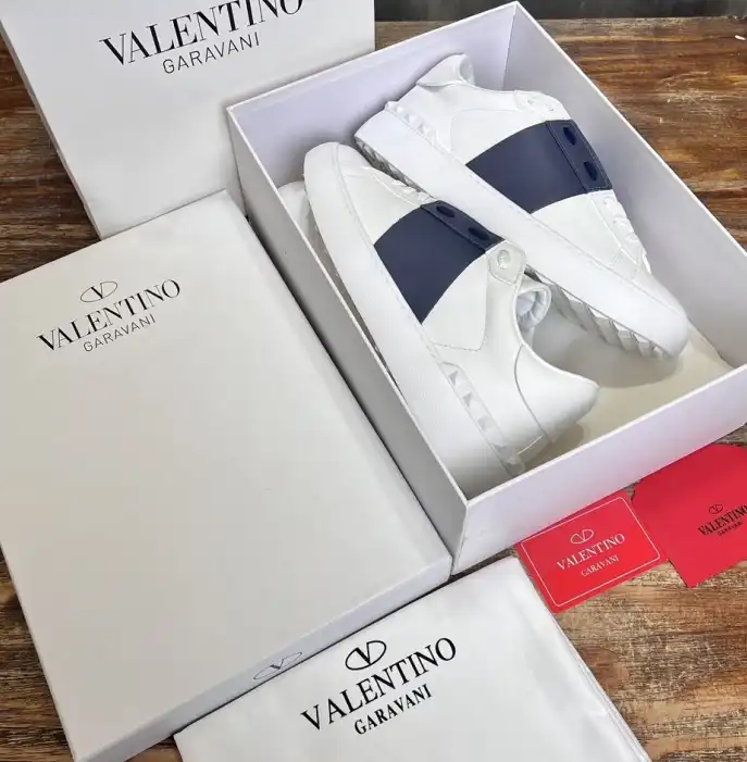 hype Valentino Casual Shoes